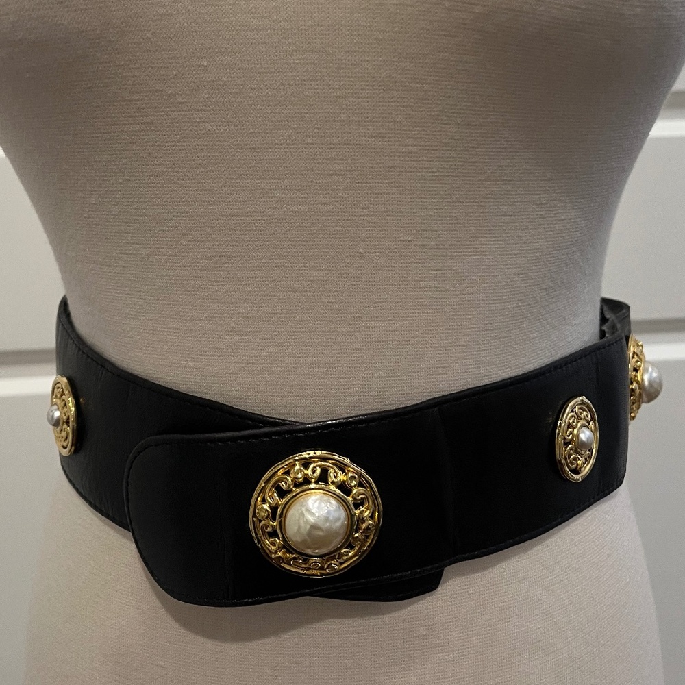 Edouard Rambaud Paris Vintage Black leather belt w/ Gold / Pearl Medallions,